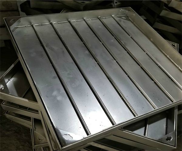 不銹鋼裝飾井蓋加工廠家電話