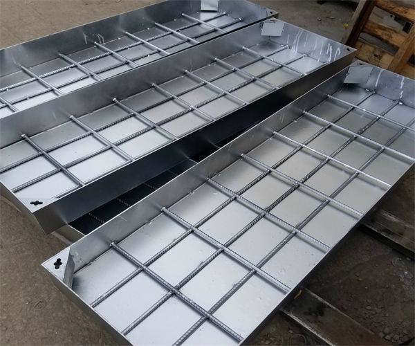 不銹鋼井蓋效果圖：城市美化的秘密武器