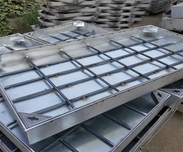 蓋邊不銹鋼隱形井蓋：美觀與實(shí)用的結(jié)合