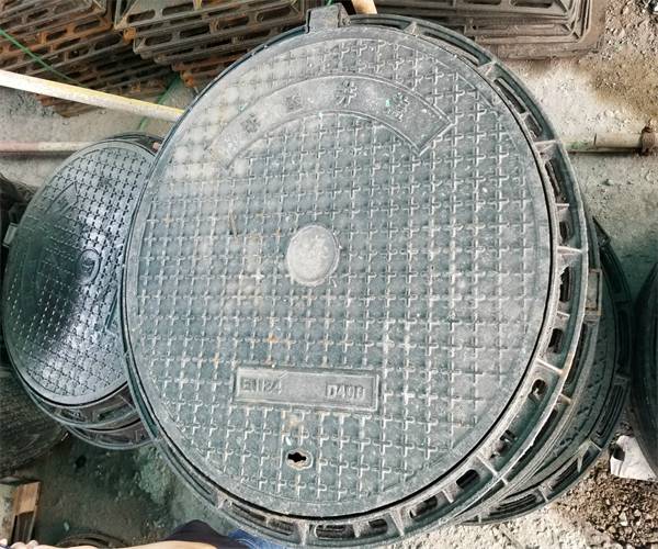 球墨鑄鐵圓井蓋規(guī)格型號圖片 球墨鑄鐵圓井蓋規(guī)格型號圖片及價格