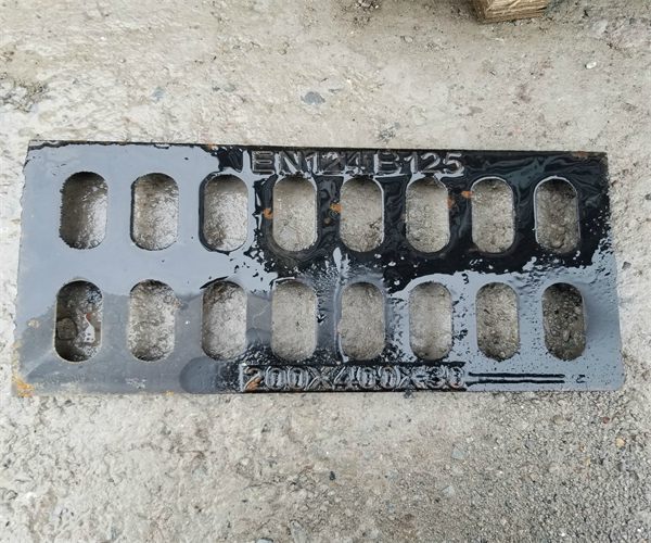 25公分的地溝蓋板地溝做大：實(shí)用與美觀兼?zhèn)涞慕鉀Q方案