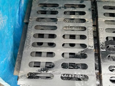 鑄鐵溝蓋板：結(jié)實(shí)耐用的排水系統(tǒng)