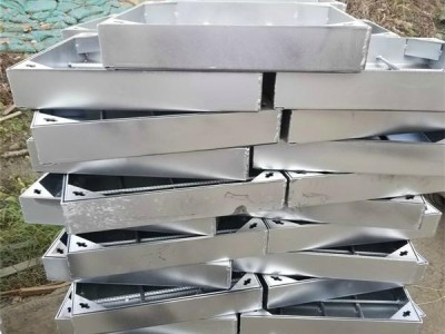 井蓋維護(hù)修復(fù)完整版 修補(bǔ)井蓋上的破洞方法