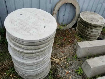 可調(diào)式球墨鑄鐵井蓋是什么樣子 輕型球墨鑄鐵單層井蓋